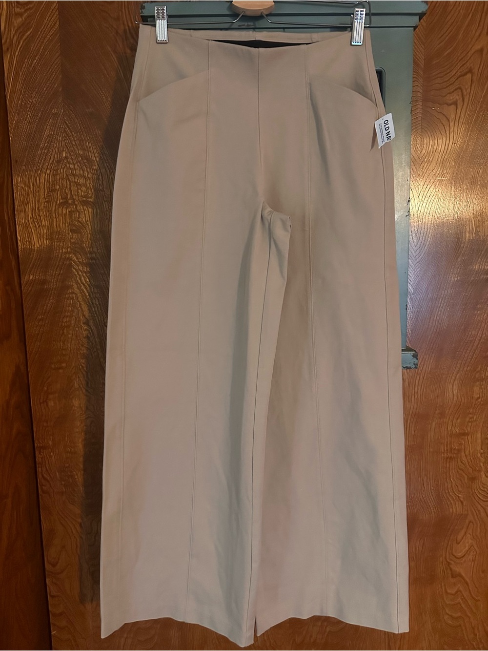 NWT Women’s Beige Wide-Leg Dress Pants